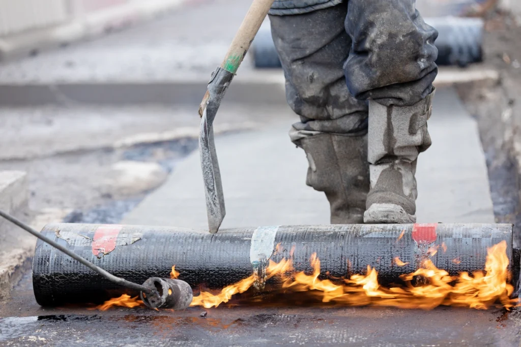 Flames and modified bitumen